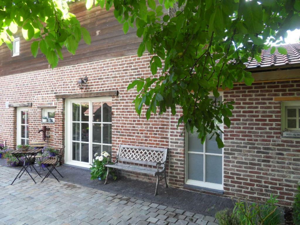 B&B 'Het Logiement Sint-Maria-Lierde Exterior foto