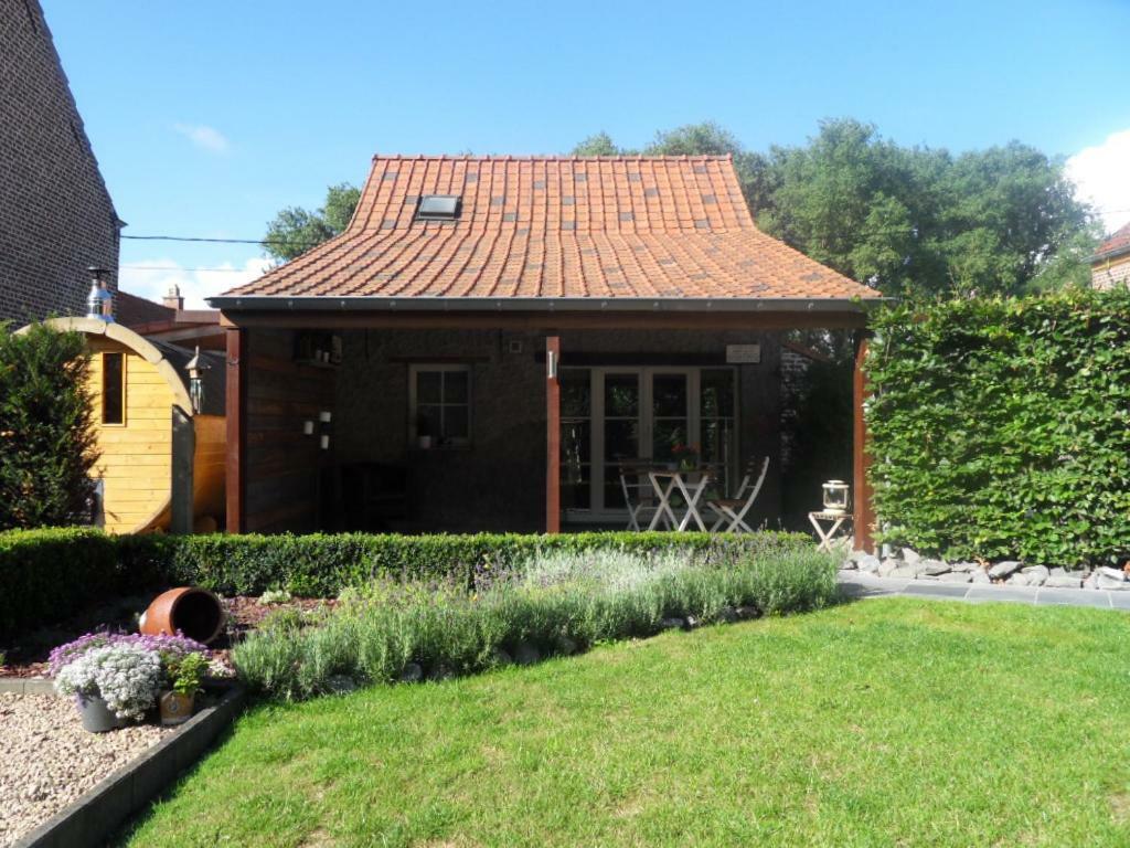 B&B 'Het Logiement Sint-Maria-Lierde Exterior foto